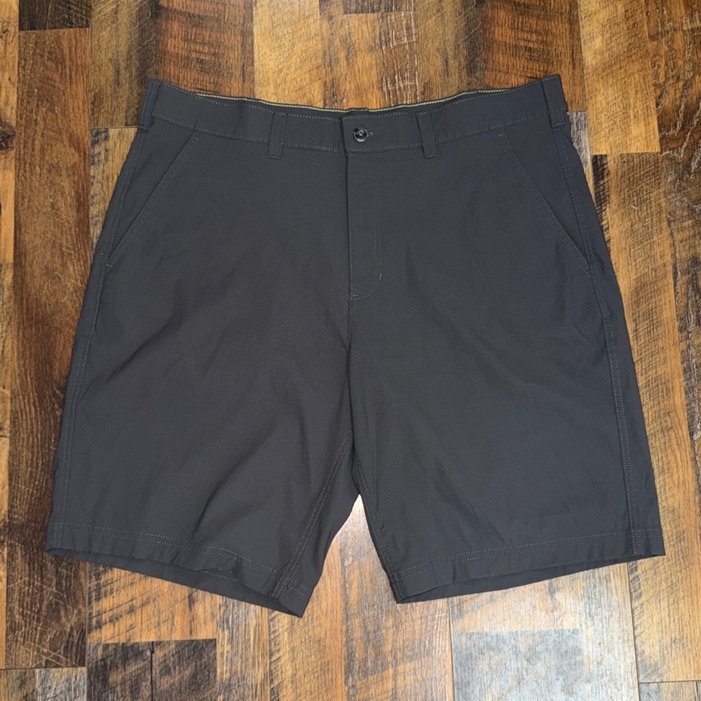 Eddie Bauer Dark Gray Men's Flat Front Shorts - Picture 6 of 6